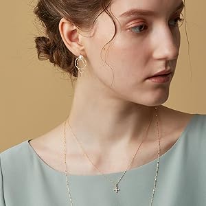 美品 agete CLASSIC ネックレスチャーム Amazon | [アガット・クラシック] agete CLASSIC 【K18